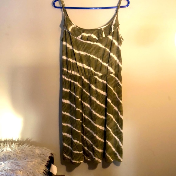 Loft dress - Picture 1 of 5